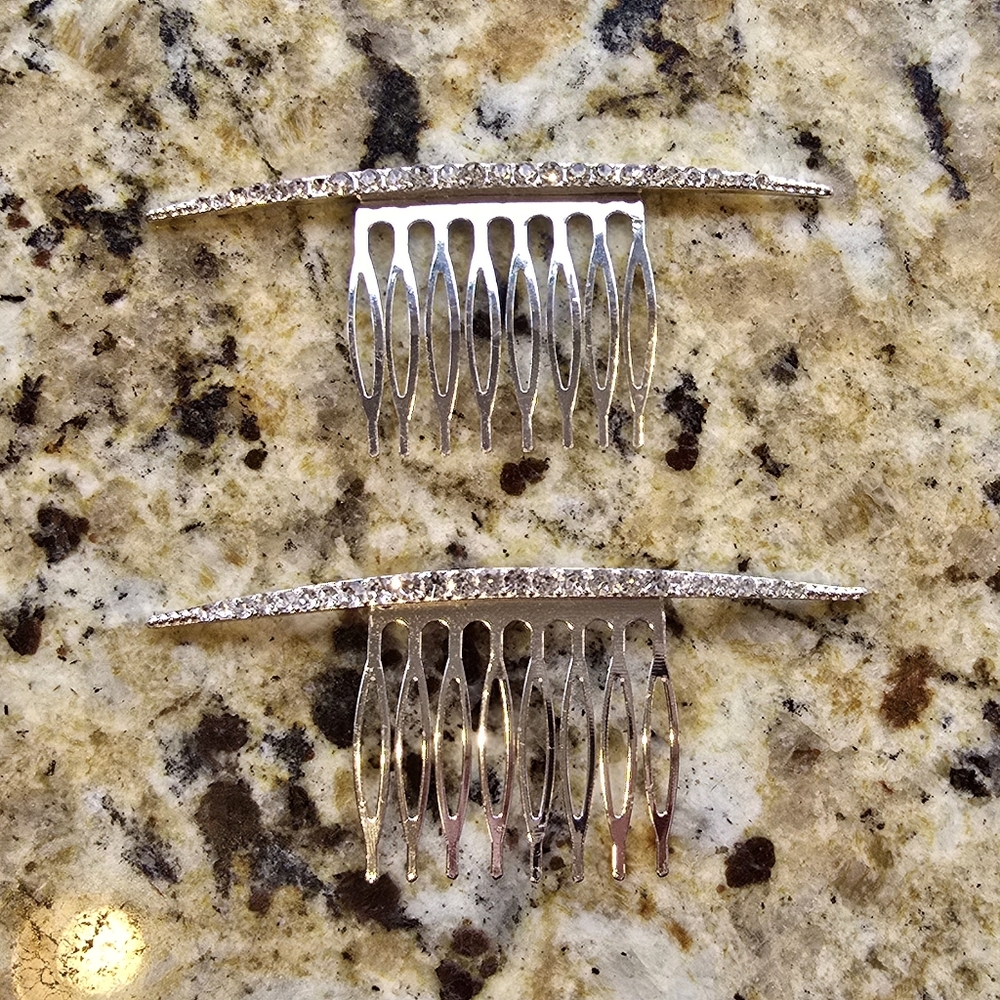 NIB - Faux Diamond Hair Comb